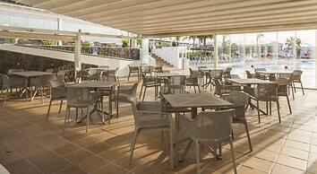 Aparthotel ILUNION Costa Sal Lanzarote