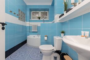 Warsaw Mickiewicza Apartment by Renters
