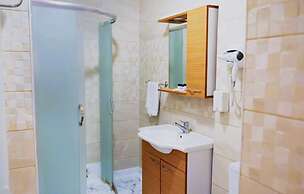 Heraldic Room Hotel