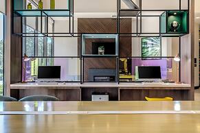 Holiday Inn Orlando International Dr-ICON by IHG