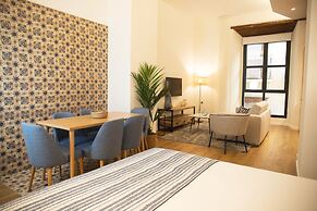 nQn Aparts & Suites Sevilla