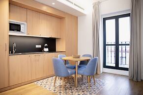 nQn Aparts & Suites Sevilla