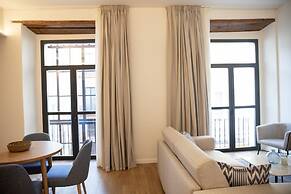 nQn Aparts & Suites Sevilla