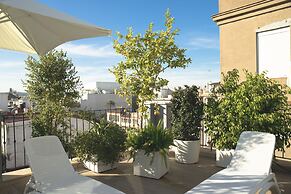 nQn Aparts & Suites Sevilla