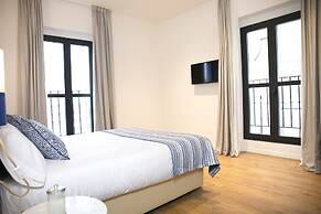 nQn Aparts & Suites Sevilla