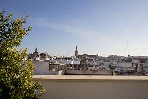 nQn Aparts & Suites Sevilla