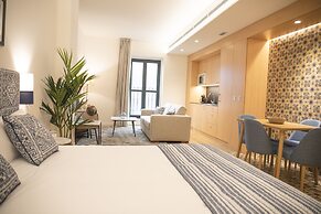 nQn Aparts & Suites Sevilla