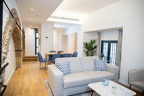 nQn Aparts & Suites Sevilla