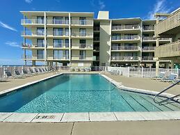 Gulf Village by ALBVR