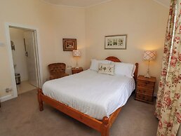 Armstrong Cottages No2