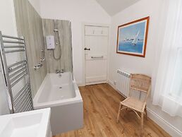 Armstrong Cottages No2