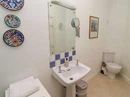 Armstrong Cottages No2