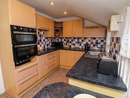 Armstrong Cottages No2