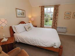 Armstrong Cottages No2