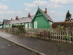 Armstrong Cottages No6