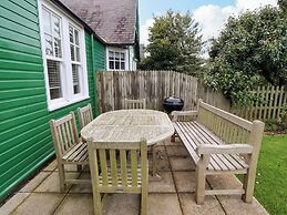 Armstrong Cottages No6