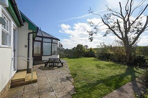 Armstrong Cottages No22