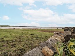 Kittiwake Cottage, Budle Bay