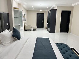 Lifestyle luxury hotel & Residence