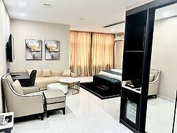 Lifestyle luxury hotel & Residence