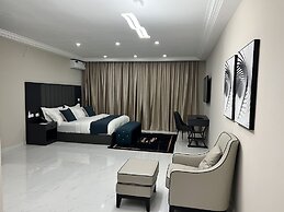 Lifestyle luxury hotel & Residence