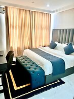Lifestyle luxury hotel & Residence