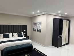 Lifestyle luxury hotel & Residence