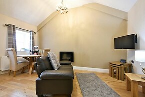 Dunlin Cottage - Lucker Steadings