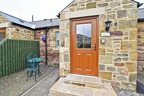 Dunlin Cottage - Lucker Steadings
