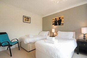 Castle View at the Viking