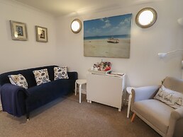 The Little Boathouse