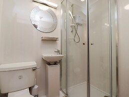 The Little Boathouse