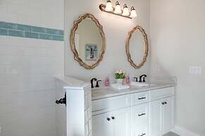 Array of Sunshine Beach House