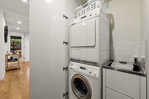 StayCentral - Hawthorn East - Study, 2 Car spaces