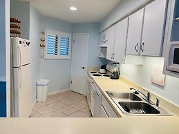 Hib-a201 Direct Ocean Front 3 Pools Free Tix 2BR