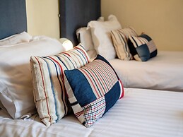 Harbour Lights House