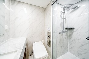 Seocho Intoraon Hotel and Residence