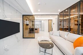 Seocho Intoraon Hotel and Residence