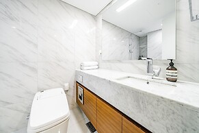 Seocho Intoraon Hotel and Residence