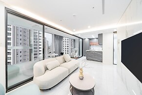 Seocho Intoraon Hotel and Residence