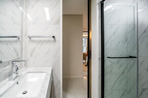 Seocho Intoraon Hotel and Residence