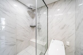 Seocho Intoraon Hotel and Residence