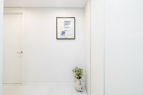 Seocho Intoraon Hotel and Residence