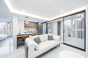 Seocho Intoraon Hotel and Residence