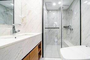 Seocho Intoraon Hotel and Residence