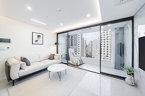 Seocho Intoraon Hotel and Residence