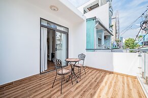 Cozrum Homes - Autumn House