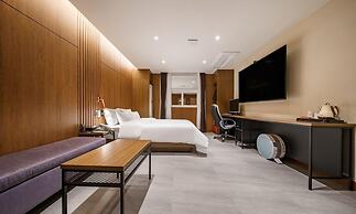 Gwangju Brown Dot Cheomdan