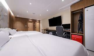 Gwangju Brown Dot Cheomdan