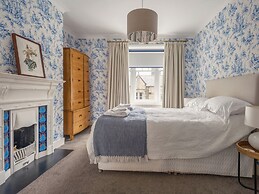Westhill House